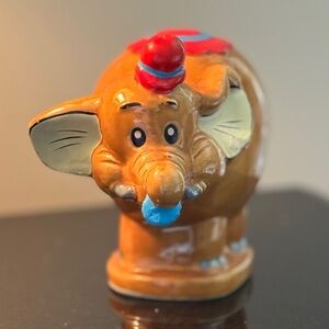 Vintage 1988, Edasa, Brown Figurine of a Circus Elephant. G13*1